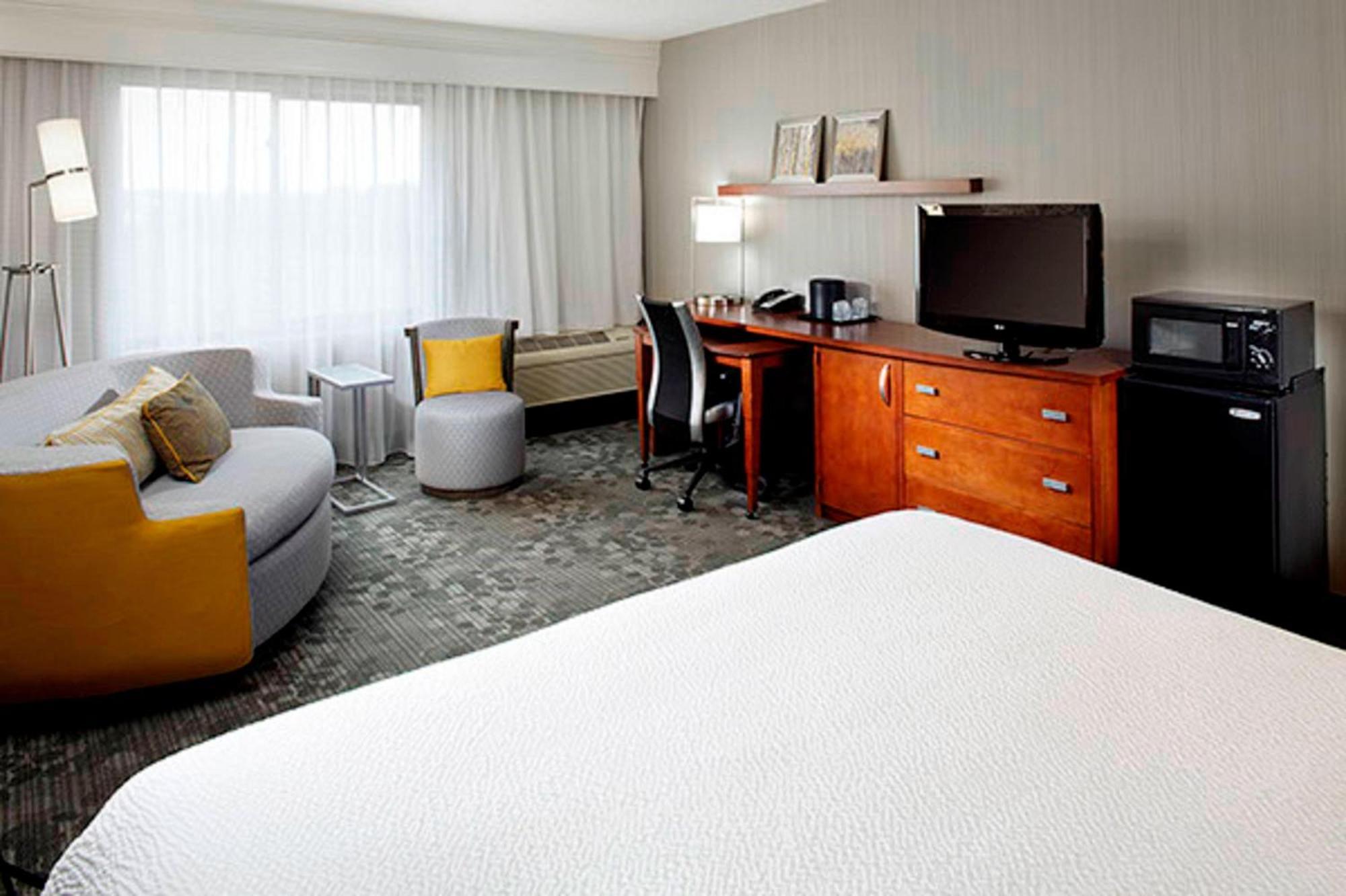 Courtyard By Marriott Akron Stow Ξενοδοχείο Εξωτερικό φωτογραφία